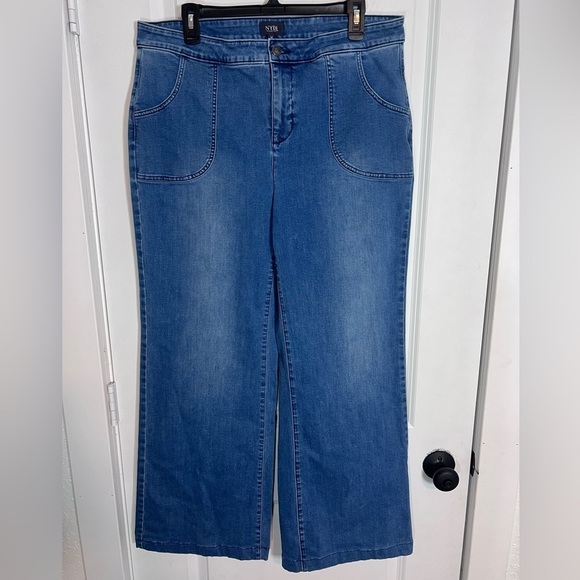 NYDJ Wide Leg Medium Wash Jeans - Picture 1 of 7